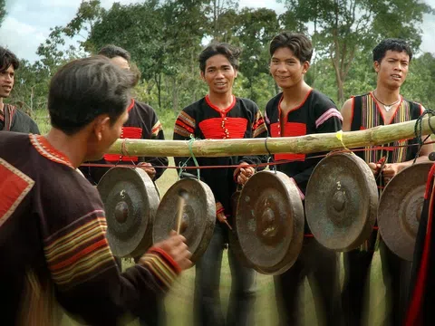 Bảo tồn, phát huy giá trị không gian văn hóa cồng chiêng Tây Nguyên