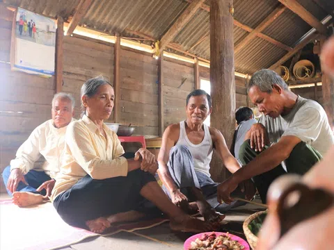 Về Ia Piar chung vui Lễ báo hiếu với đồng bào Gia Rai