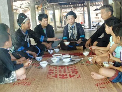 Lễ mừng cơm mới của đồng bào Nùng ở Hoàng Su Phì