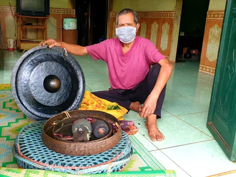 Chiêng cổ - "Của để dành" cho thế hệ sau