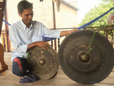 Đồng bào Jrai ở làng Plei Rbai (Gia Lai): Giữ cồng chiêng như giữ gìn sinh mệnh
