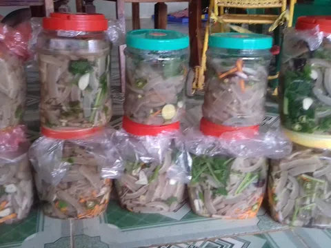 Món da trâu muối chua Tây Bắc
