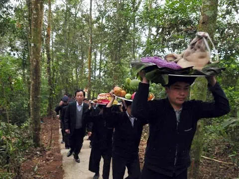 Lễ cúng rừng của dân tộc Nùng ở Hà Giang